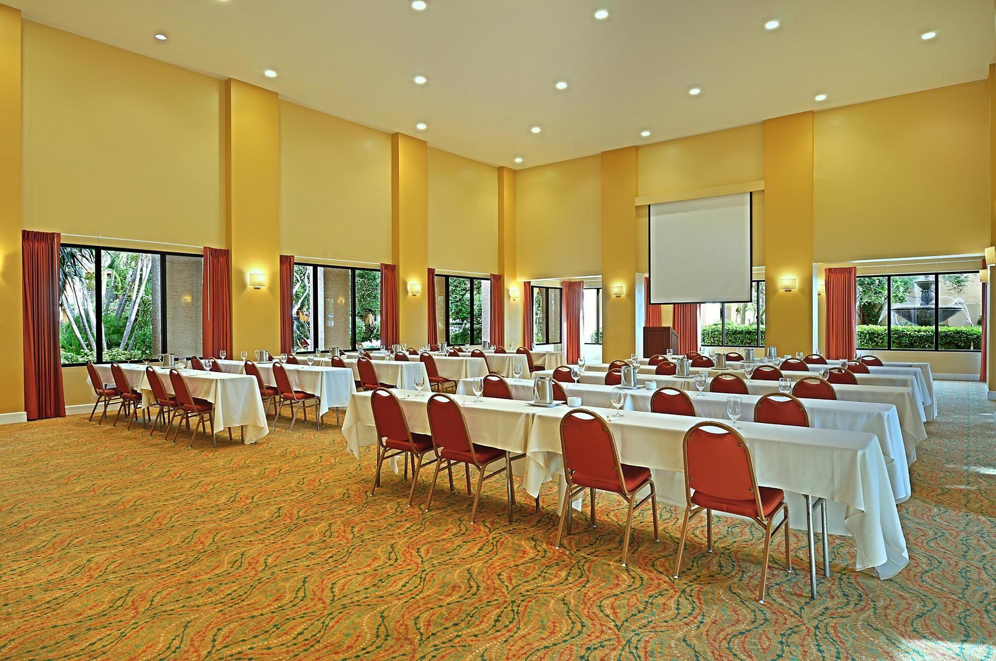 Courtyard By Marriott Bradenton Sarasota/Riverfront Exterior photo