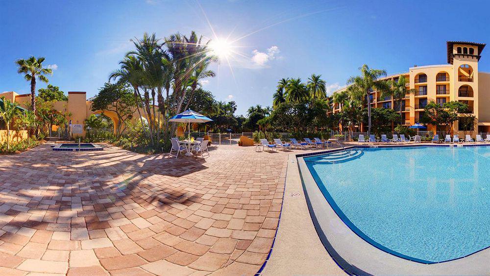 Courtyard By Marriott Bradenton Sarasota/Riverfront Exterior photo